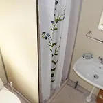 2 Bedroom Lovely In