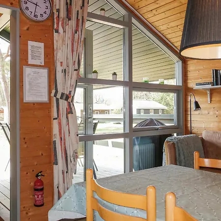 2 Bedroom Lovely In