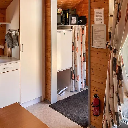 Stunning Home In Snogebaek With Wifi *